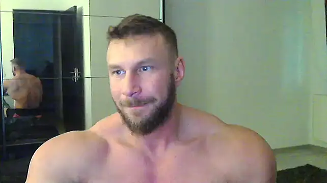 muscularkevin online show from February 10, 2025, 2:37 pm