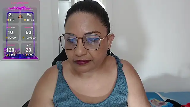Snapshot of Katha_Marck chatting on September 22, 2025, 1:13 pm Katha Marck online show from September 22, 2025, 1:13 pm