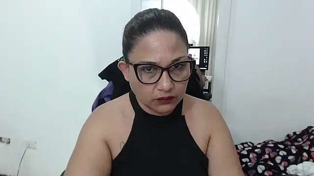 Snapshot of Katha_Marck chatting on October 12, 2025, 6:45 am Katha Marck online show from October 12, 2025, 6:45 am