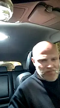 Snapshot of davigochi77bcn chatting on December 3, 2024, 6:49 pm davigochi77bcn online show from December 3, 2024, 6:49 pm