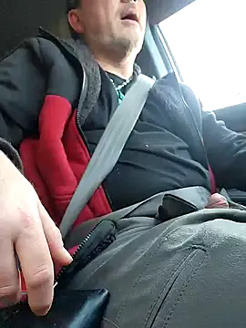 Hotredheadandtoungelasher online show from January 3, 2025, 1:25 pm