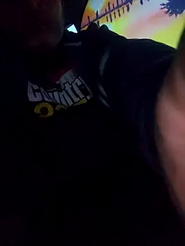 Hotredheadandtoungelasher online show from March 10, 2025, 12:04 pm