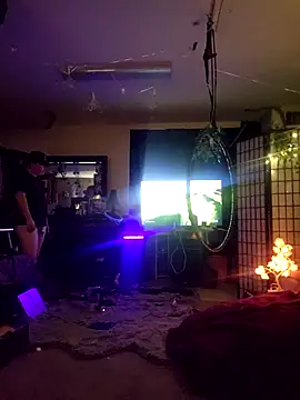 Hotredheadandtoungelasher online show from December 14, 2025, 6:08 am