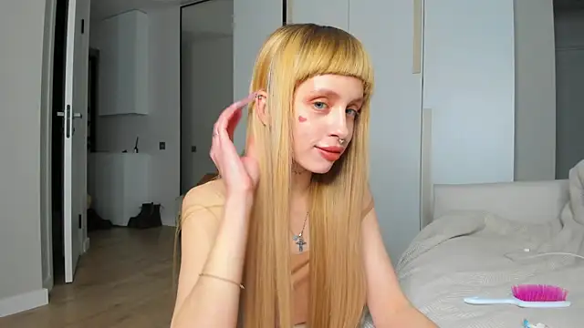 FlowerOfSin2001 online show from April 9, 2026, 4:23 pm