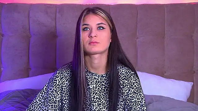 RachelSimpson online show from February 20, 2025, 6:13 pm