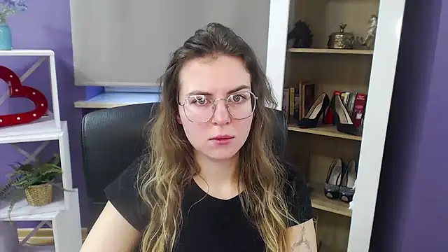 Zoey Erotic online show from January 16, 2025, 8:43 am