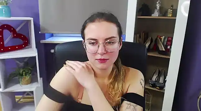 Zoey Erotic online show from January 28, 2025, 8:57 am