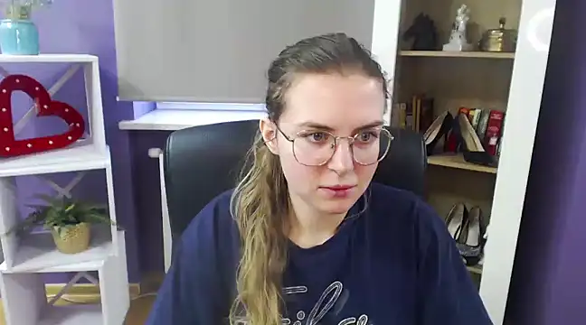 Zoey Erotic online show from February 4, 2025, 8:56 am