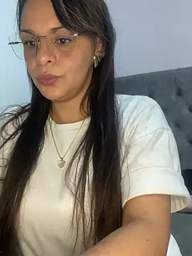 Kataliina online show from February 9, 2025, 3:11 am