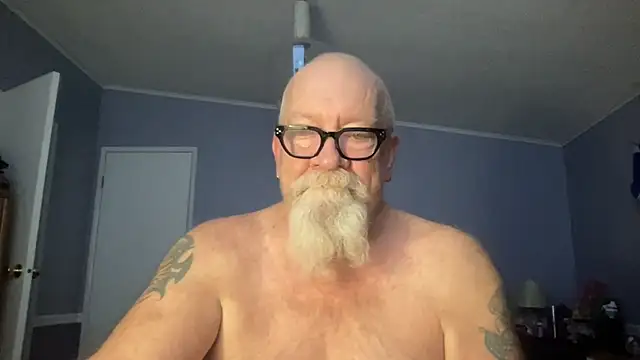 Snapshot of kcbace61760 chatting on January 11, 2026, 4:50 am kcbace61760 online show from January 11, 2026, 4:50 am