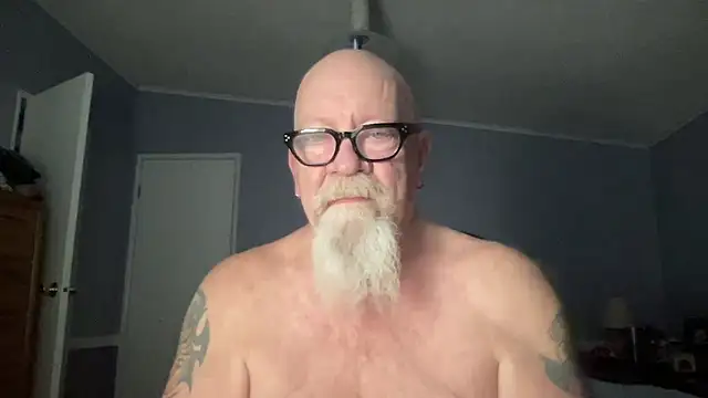 Snapshot of kcbace61760 chatting on January 13, 2026, 4:51 am kcbace61760 online show from January 13, 2026, 4:51 am