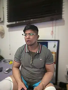 CleanGrey online show from February 16, 2026, 7:37 am