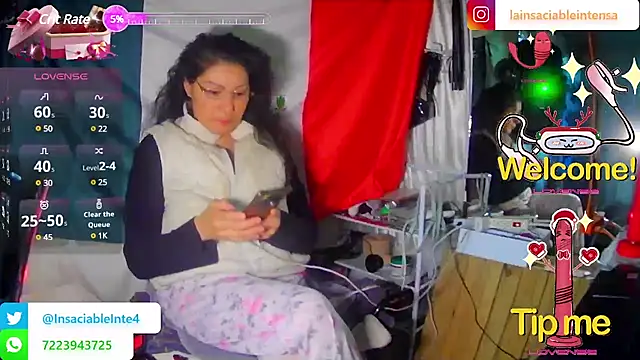 LaInsaciableIntensa online show from March 6, 2025, 12:52 pm