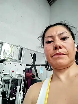 Snapshot of LaInsaciableIntensa chatting on February 21, 2026, 5:03 pm LaInsaciableIntensa online show from February 21, 2026, 5:03 pm