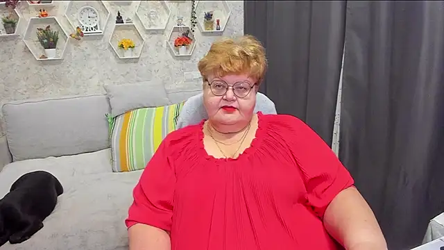  big love  online show from November 25, 2025, 7:47 pm