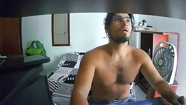 lechero226 online show from December 2, 2025, 7:53 pm