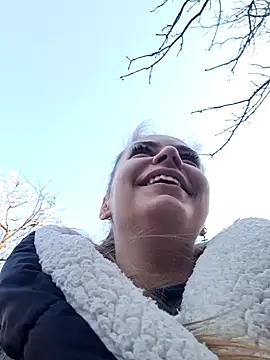 Keli Jessi online show from January 4, 2025, 1:10 pm