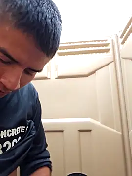 Diablo9804 online show from October 4, 2025, 5:44 pm