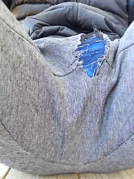 Diablo9804 online show from October 14, 2025, 4:19 pm