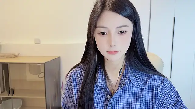 HaagenDazs  online show from April 21, 2026, 3:35 am