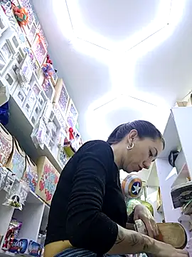 LunaZambrano online show from March 2, 2026, 5:53 pm