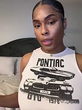 CandyLuxxxx online show from March 19, 2025, 10:00 am