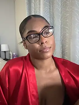 CandyLuxxxx online show from March 21, 2025, 5:32 am