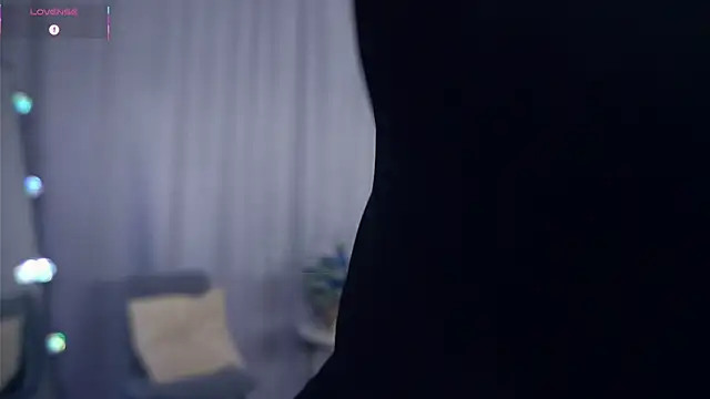 AmmyScotch online show from January 14, 2026, 4:18 am