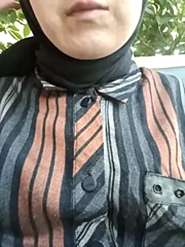 Snapshot of sutgibihatun chatting on November 7, 2025, 7:41 am sutgibihatun online show from November 7, 2025, 7:41 am