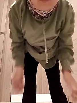 Snapshot of sutgibihatun chatting on November 18, 2025, 7:57 am sutgibihatun online show from November 18, 2025, 7:57 am