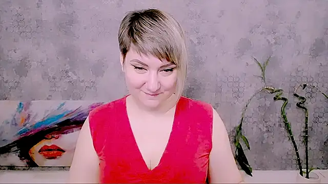 Snapshot of Djullia chatting on March 7, 2026, 6:21 am Djullia online show from March 7, 2026, 6:21 am