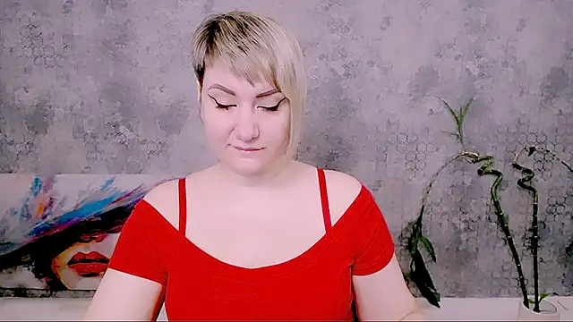 Snapshot of Djullia chatting on March 19, 2026, 6:39 am Djullia online show from March 19, 2026, 6:39 am