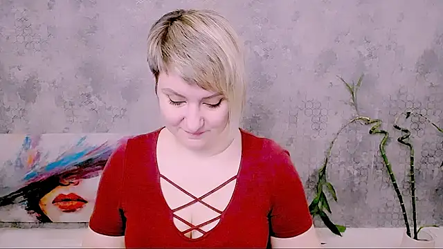 Snapshot of Djullia chatting on April 3, 2026, 6:11 am Djullia online show from April 3, 2026, 6:11 am