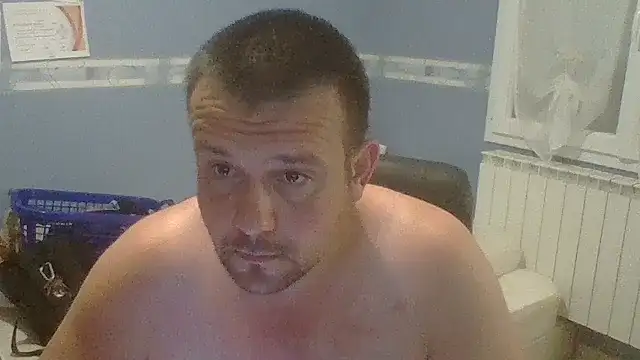 manubm03 online show from September 21, 2025, 7:32 am