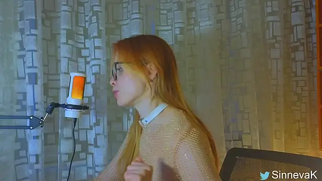 sinteas online show from February 20, 2025, 5:07 pm