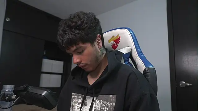  morghan  online show from March 27, 2026, 11:26 pm