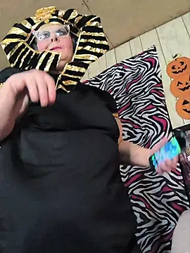 davisdesiresxh online show from October 28, 2025, 1:25 pm