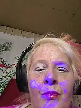 davisdesiresxh online show from January 5, 2026, 5:49 pm