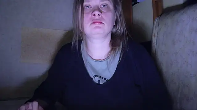 Snapshot of FrumCake chatting on March 12, 2026, 11:33 pm FrumCake online show from March 12, 2026, 11:33 pm