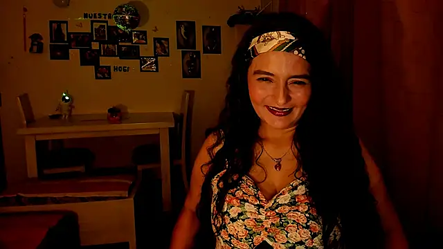 emma luxy online show from April 4, 2026, 4:00 am