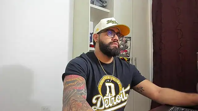  Coddygold  online show from May 10, 2026, 2:22 pm