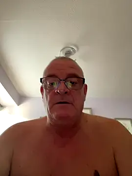 Garry831 online show from November 5, 2025, 3:12 pm