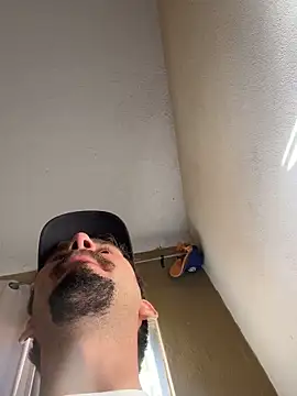 Tomthelong online show from February 7, 2025, 10:52 pm