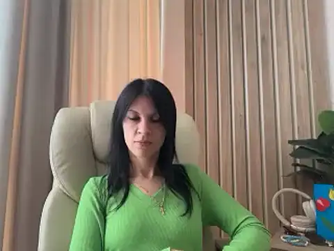 Snapshot of InjaAtHome chatting on June 17, 2026, 9:12 am InjaAtHome online show from June 17, 2026, 9:12 am
