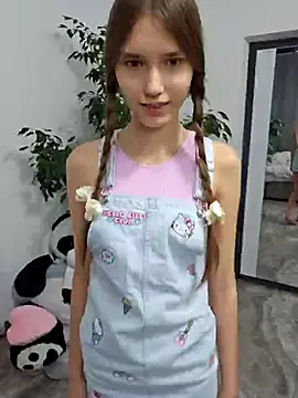 Snapshot of elikako chatting on March 21, 2025, 9:56 am elikako online show from March 21, 2025, 9:56 am