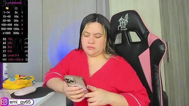 emilyn grey1 online show from March 17, 2025, 3:50 pm