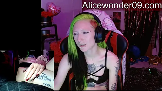 alicewonder09 online show from February 20, 2026, 6:26 am