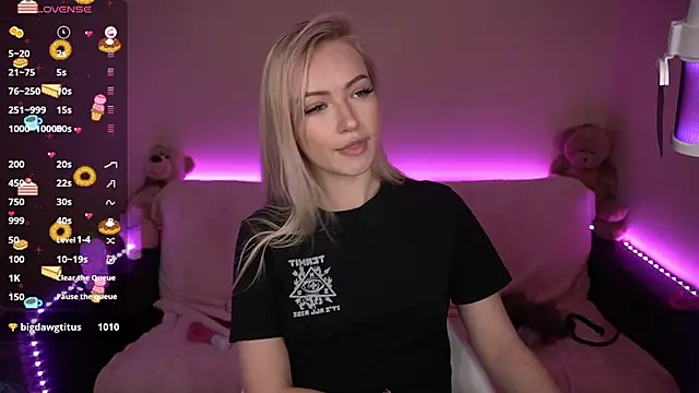 AmandaFiree online show from January 18, 2025, 4:42 pm