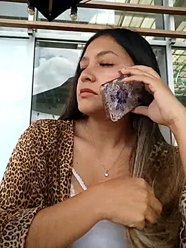 alana 69 online show from October 21, 2025, 6:52 pm