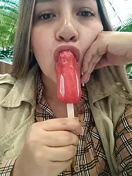alana 69 online show from July 15, 2026, 11:10 pm
